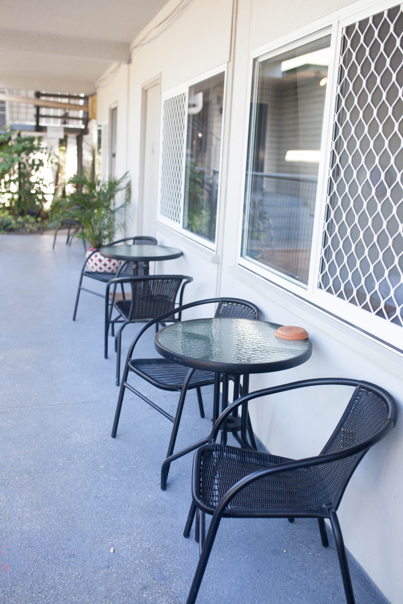 Outdoor patio seating at Cairns City Motel